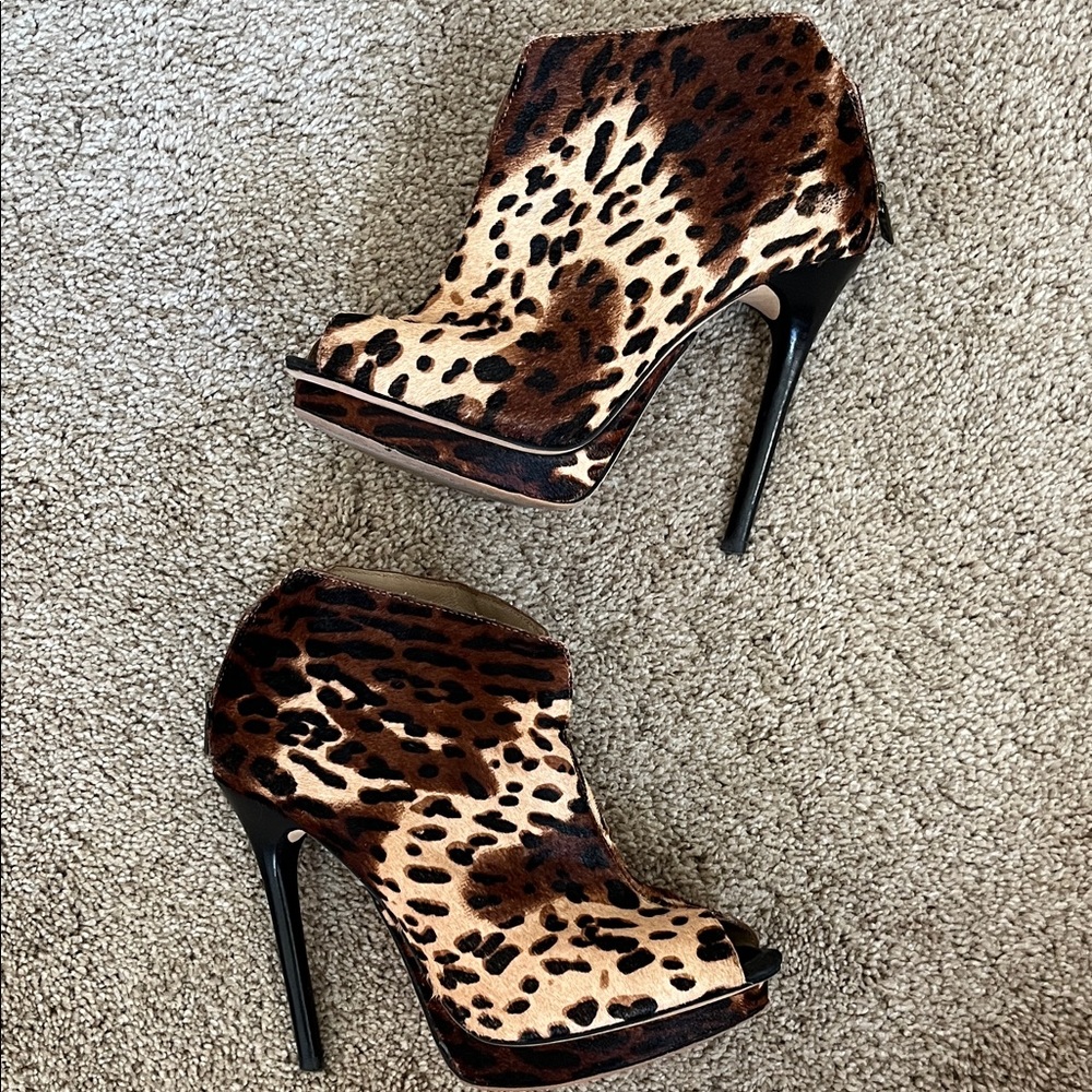 Kenneth Cole Stiletto Ankle Boots